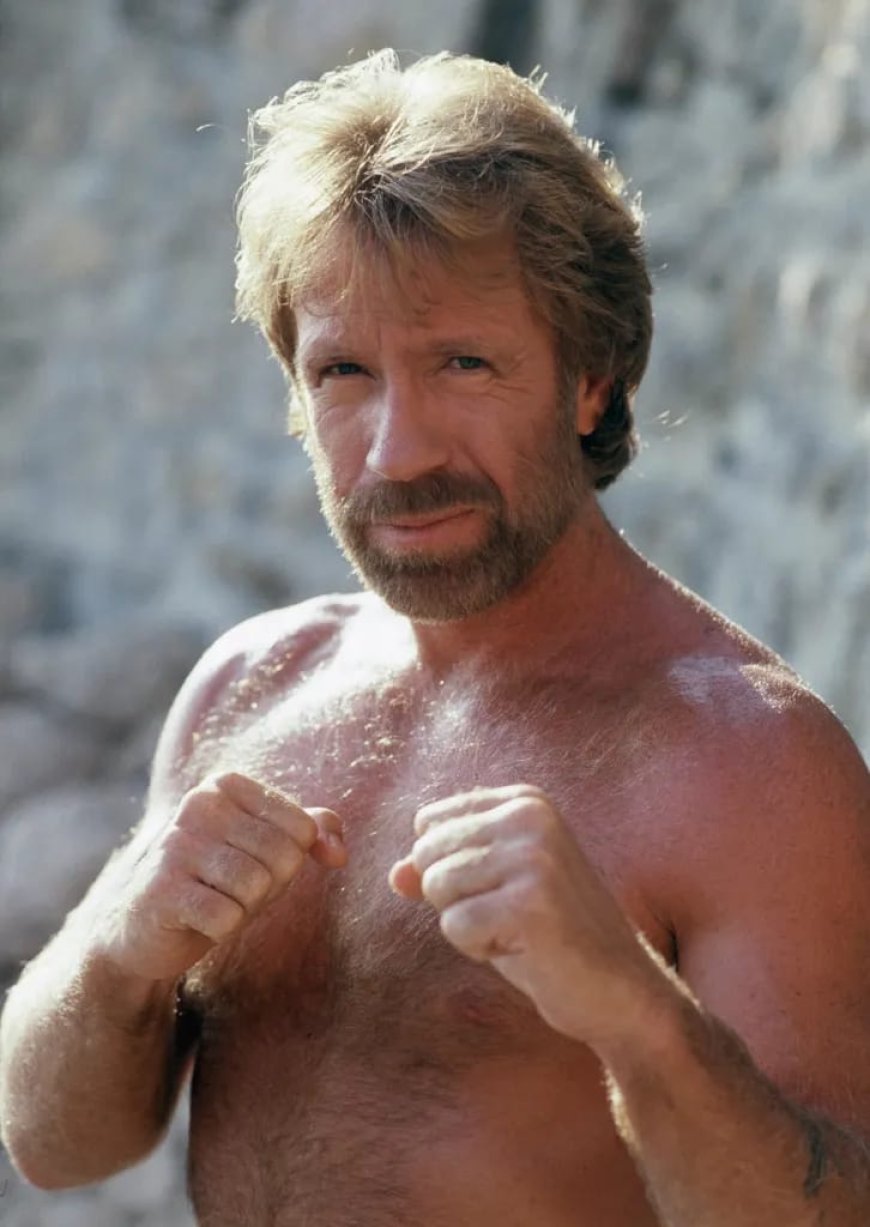 FILM ACTOR "CHUCK NORRIS" DIES AT 86